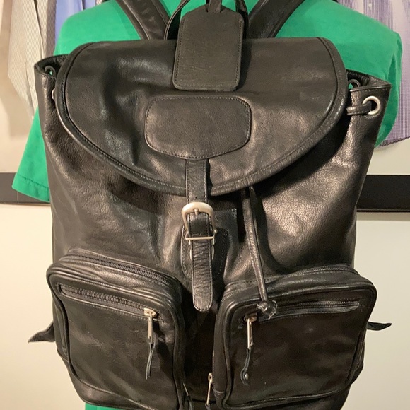 Backpack - Picture 4 of 9